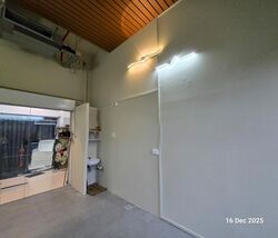 Centropod @ Changi (D14), Shop House #567428411